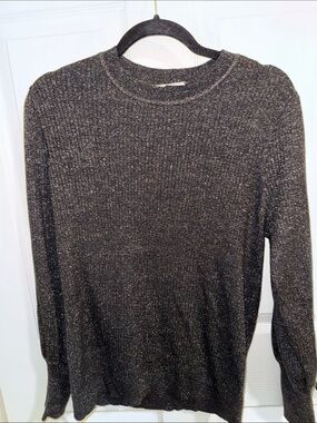 Women’s Crewneck Sweater in Dark Heather Gray